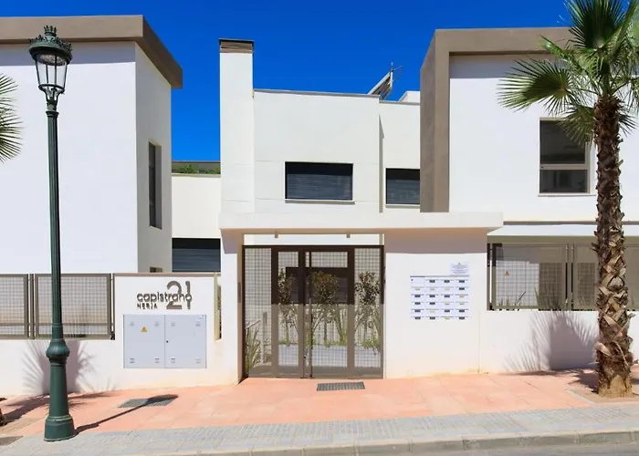 Capistrano 21 *
